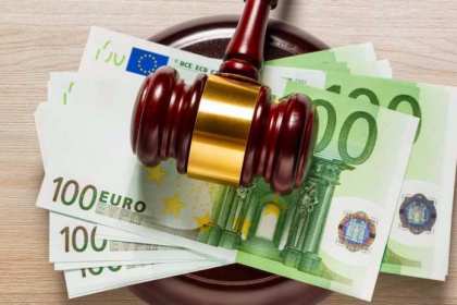 Titelbild der Branche Recht & Finanzen