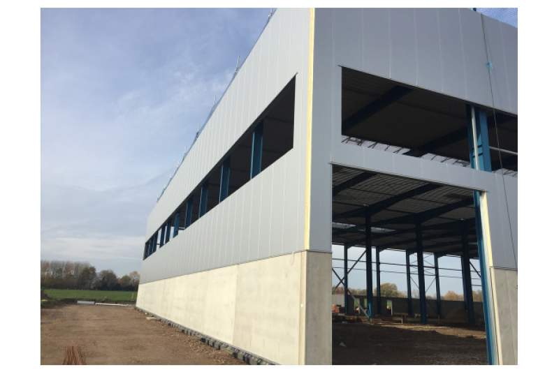 Galeriebild industrielle-dach-und-fassadentechnik-bayluk-4.jpg